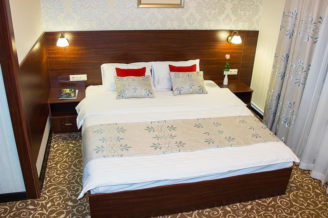 Hotel Silk Way Almaty Exteriér fotografie